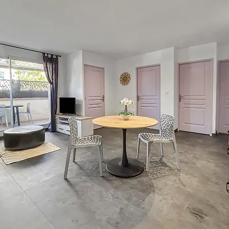 A 150m Des Plages Apartment Valras-Plage