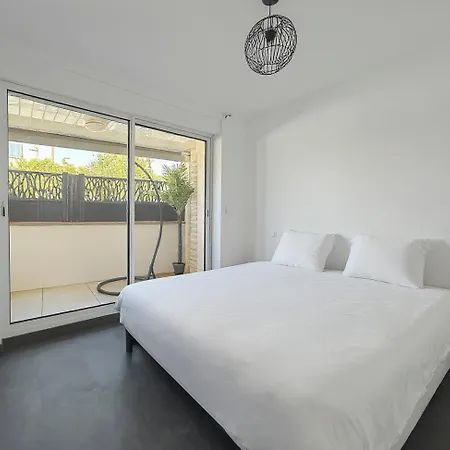 à 150m Des Plages Apartamento